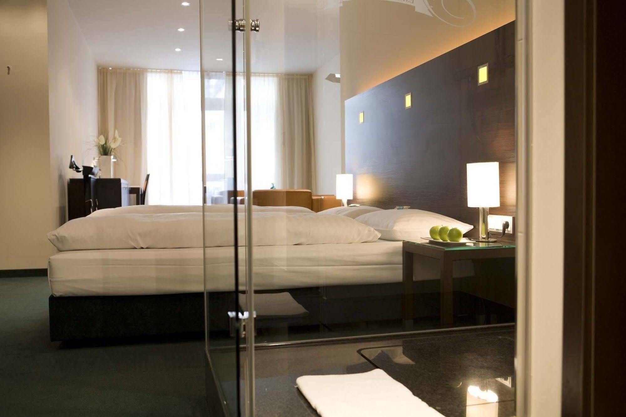 Flemings Hotel Frankfurt Hamburger Allee Frankfurt nad Menem Zewnętrze zdjęcie